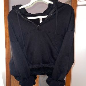 Alo yoga stadium half zip hoodie in black size M NWOT